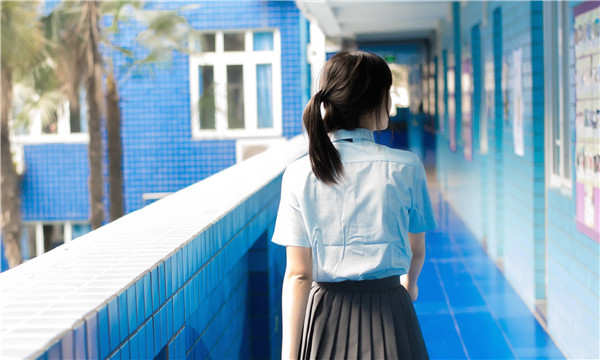 丰泽如何找到一个可以帮助我生孩子的女人？