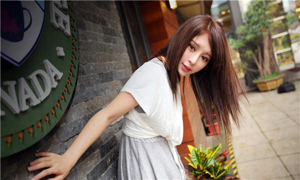 丰泽想找一个女性生孩子给报酬-｛找个女人生孩子多少钱｝